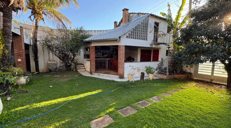 Casa em condomínio em Sorocaba. Ibiti do Paço