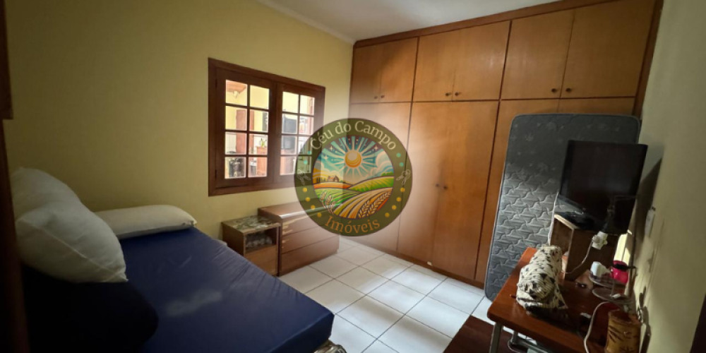 Casa em condomínio em Sorocaba. Ibiti do Paço