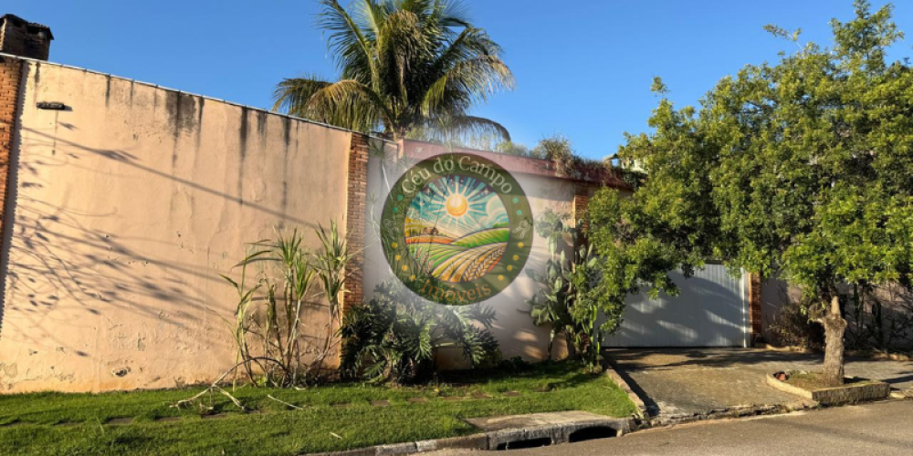 Casa em condomínio em Sorocaba. Ibiti do Paço